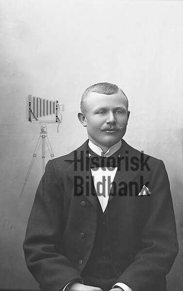 �BERG, AXEL  ELEKTRIKER
