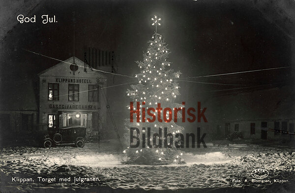 Klippan. Torget med julgranen.