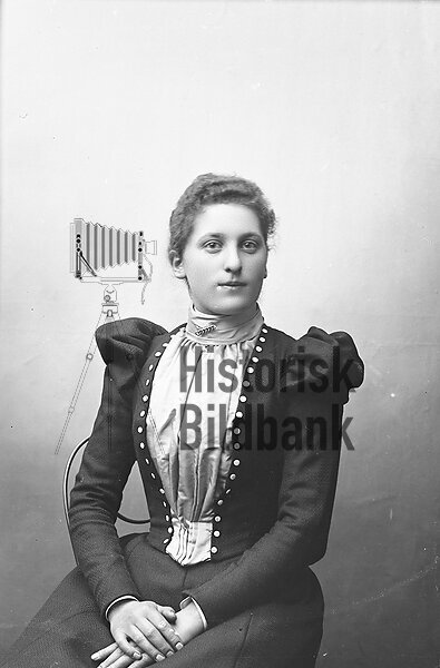 MALMSTR�M, ANNA