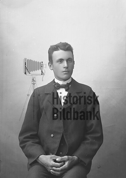 ZANDER, EDVARD