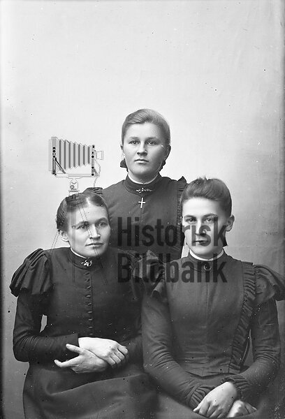 J�NSSON, MARIA
